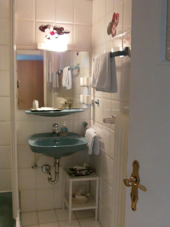 Hotel MartinsklauseMeckesheim 部屋 写真